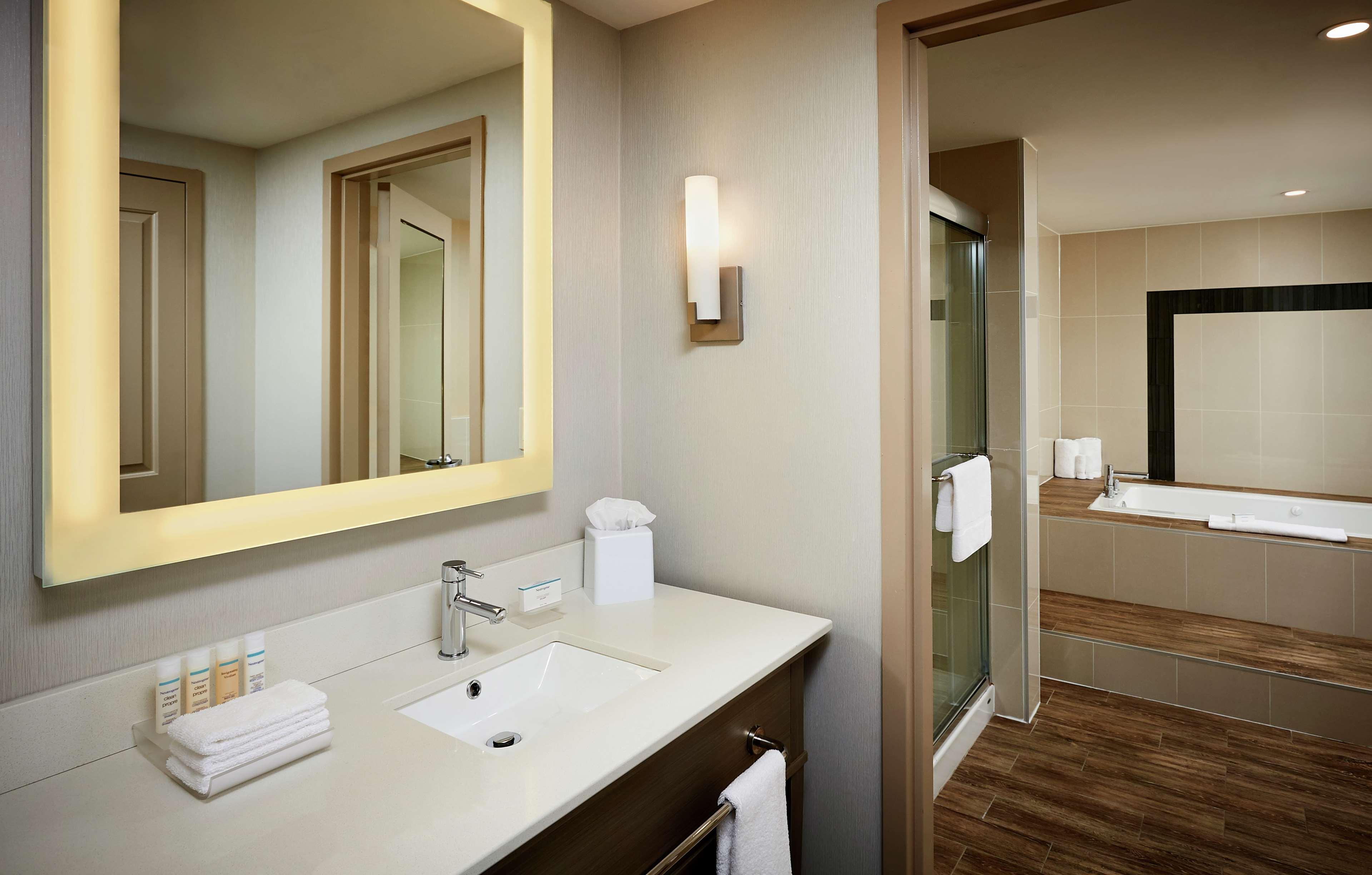 Homewood Suites By Hilton North Bay Eksteriør billede