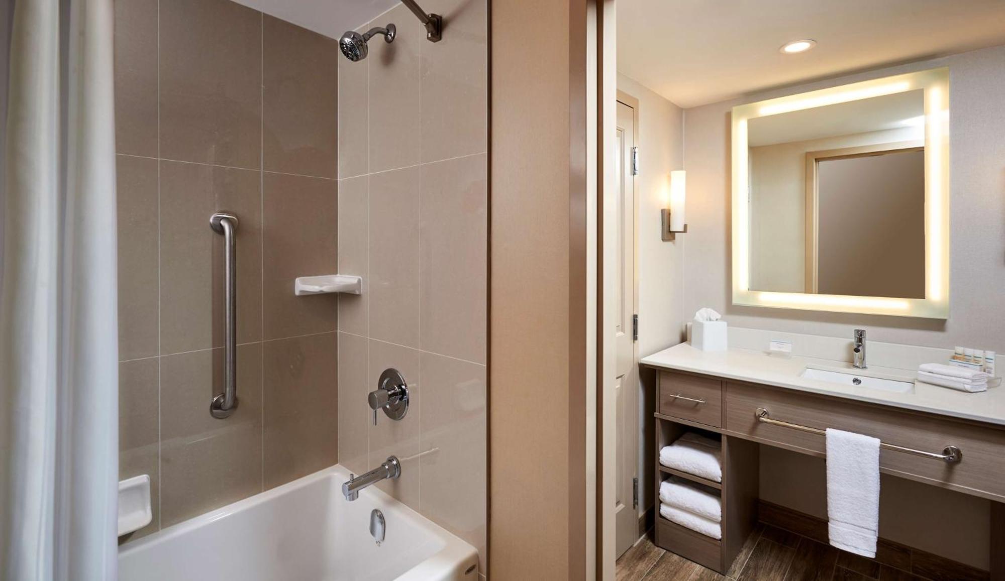 Homewood Suites By Hilton North Bay Eksteriør billede
